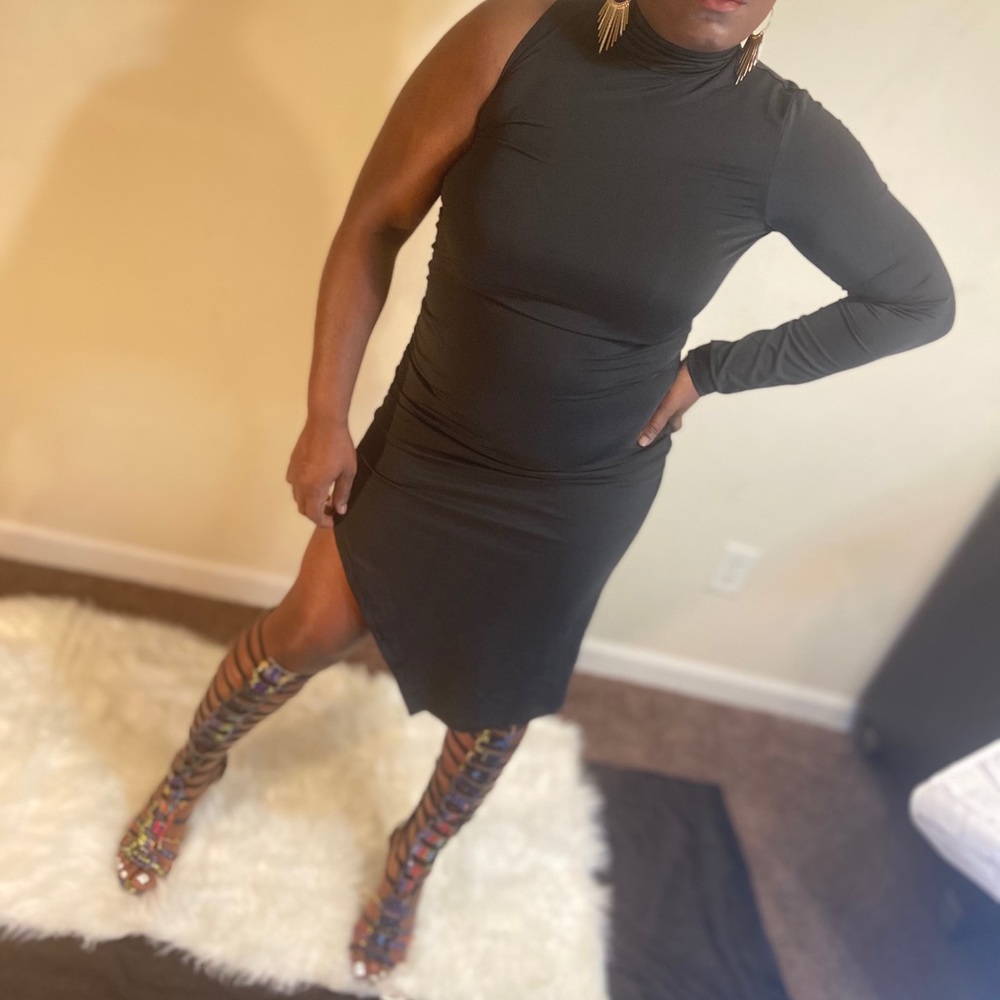 Hi-lo mock neck dress/ one sided sleeve/sleeveless